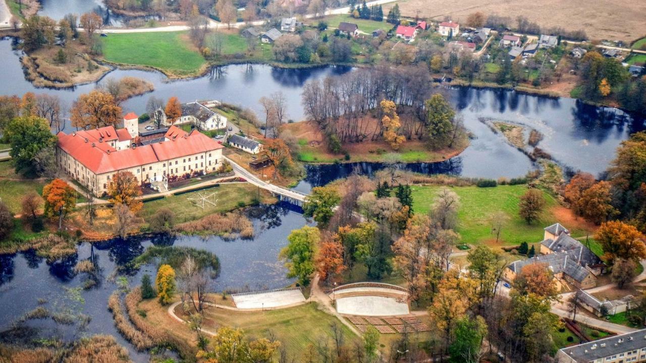 Ostello Dundagas Pils Esterno foto